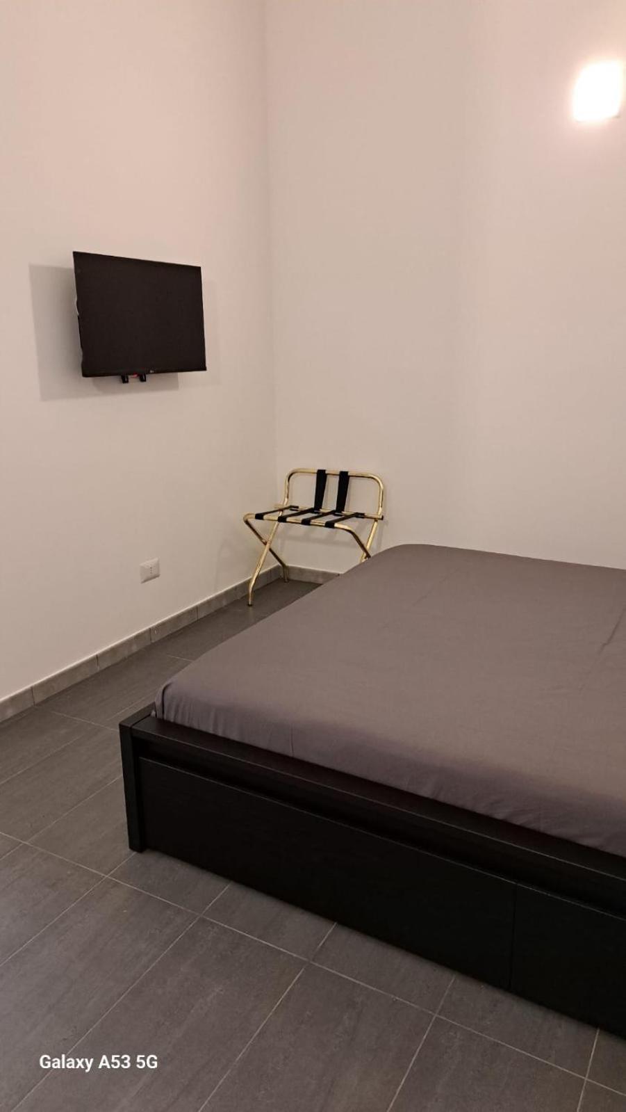Holiday home Crociferiholidayhome *
